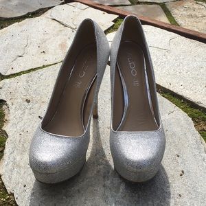 Sparkly high heels!!😍👠